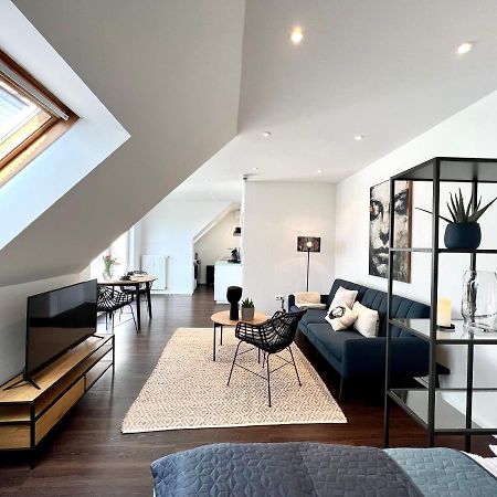 Sunset Apartment: Free Parking + Balcony + Netflix Essen Eksteriør billede
